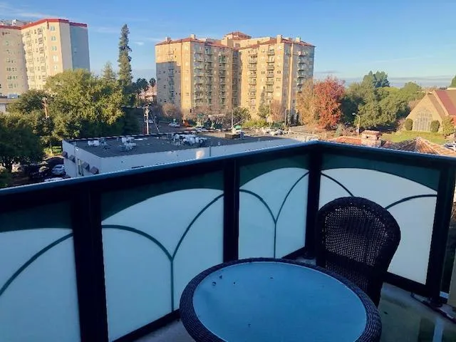 10 Crystal Springs Road #1509 San Mateo, CA 94402