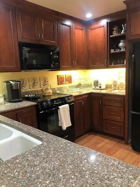 10 Crystal Springs Road #1509 San Mateo, CA 94402