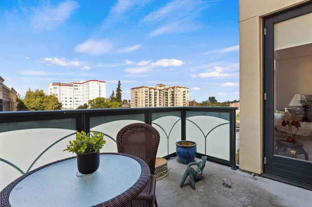 10 Crystal Springs Road #1509 San Mateo, CA 94402