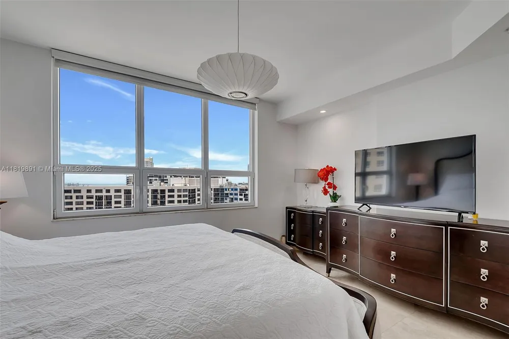 848 Brickell Key Dr #1803 Miami, FL 33131