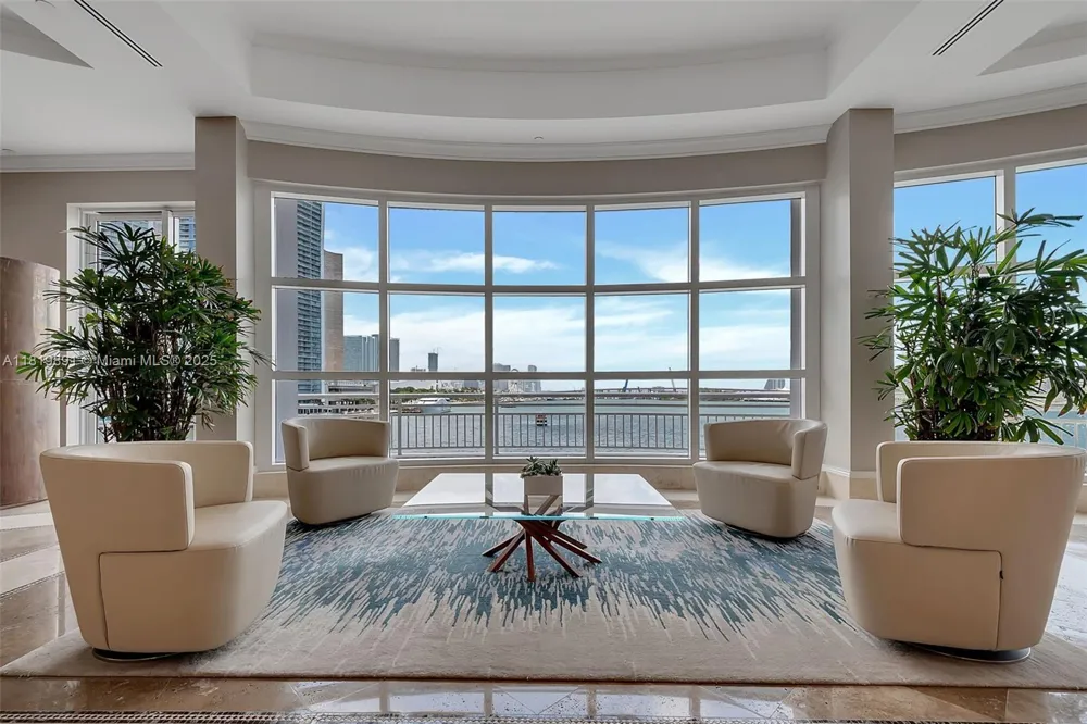 848 Brickell Key Dr #1803 Miami, FL 33131