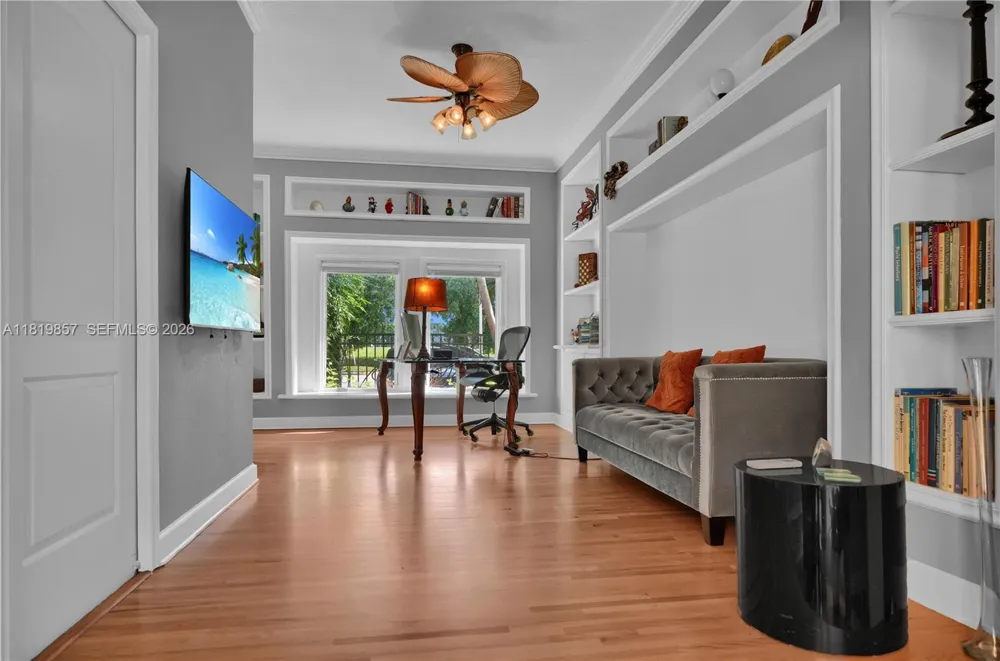 2050 Alton Rd Miami Beach, FL 33140