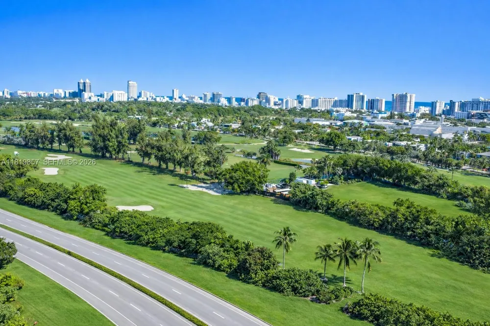 2050 Alton Rd Miami Beach, FL 33140