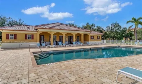 4105 Residence dr #721