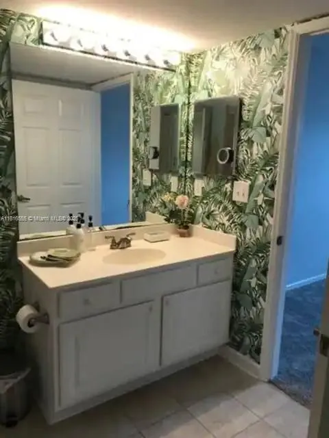 4105 Residence dr #721 Fort Myers, FL 33901