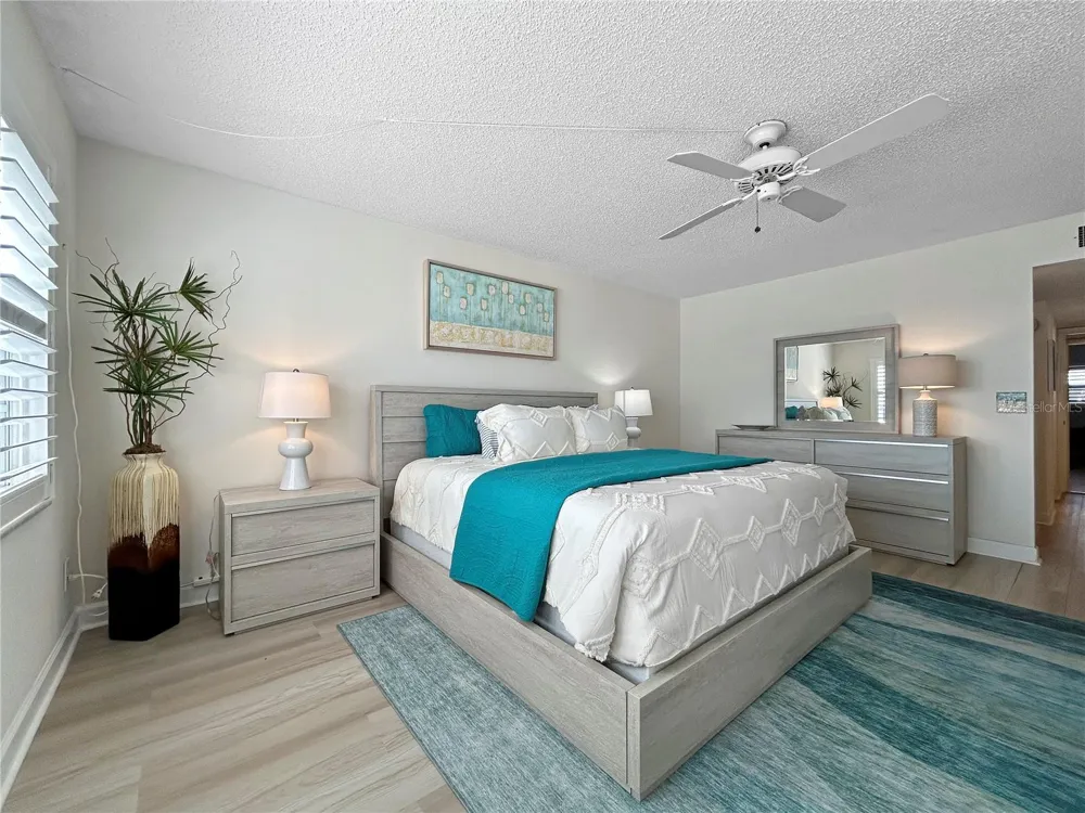 4325 GULF OF MEXICO DRIVE #305 Longboat Key, FL 34228