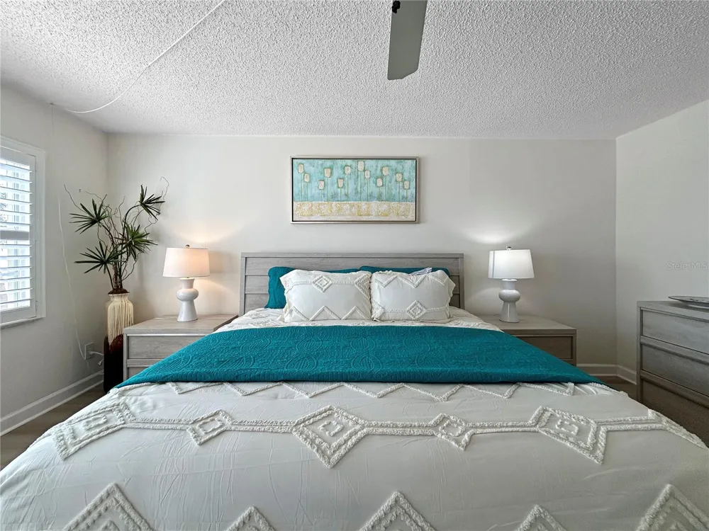 4325 GULF OF MEXICO DRIVE #305 Longboat Key, FL 34228