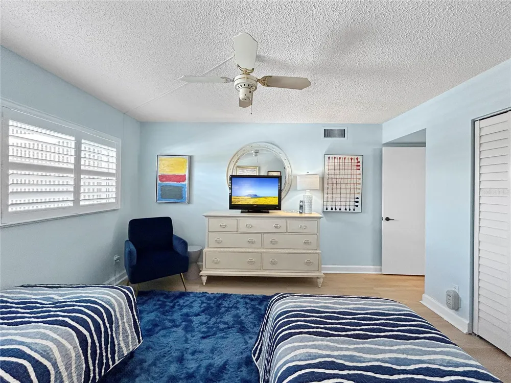 4325 GULF OF MEXICO DRIVE #305 Longboat Key, FL 34228