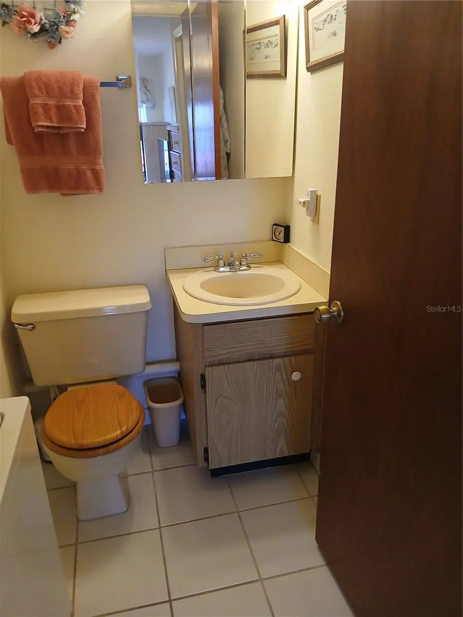6050 CHESHAM DRIVE #3 New Port Richey, FL 34653