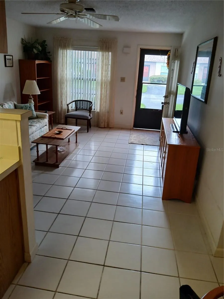 6050 CHESHAM DRIVE #3 New Port Richey, FL 34653