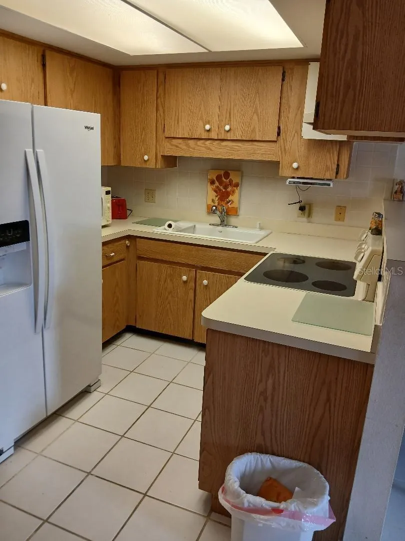 6050 CHESHAM DRIVE #3 New Port Richey, FL 34653