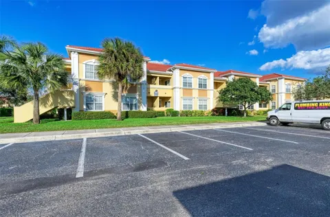 3005 CHIANTI COURT #103