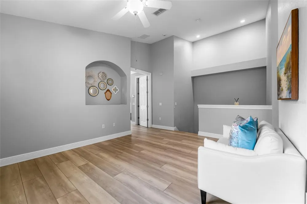 191 BANYAN BAY DRIVE St Petersburg, FL 33705