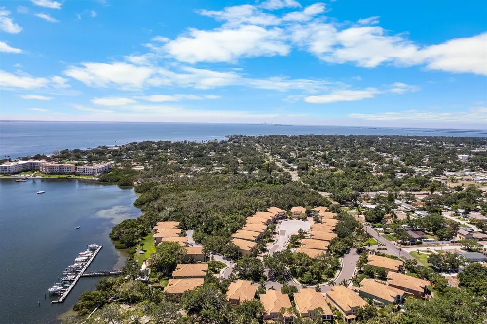 191 BANYAN BAY DRIVE St Petersburg, FL 33705