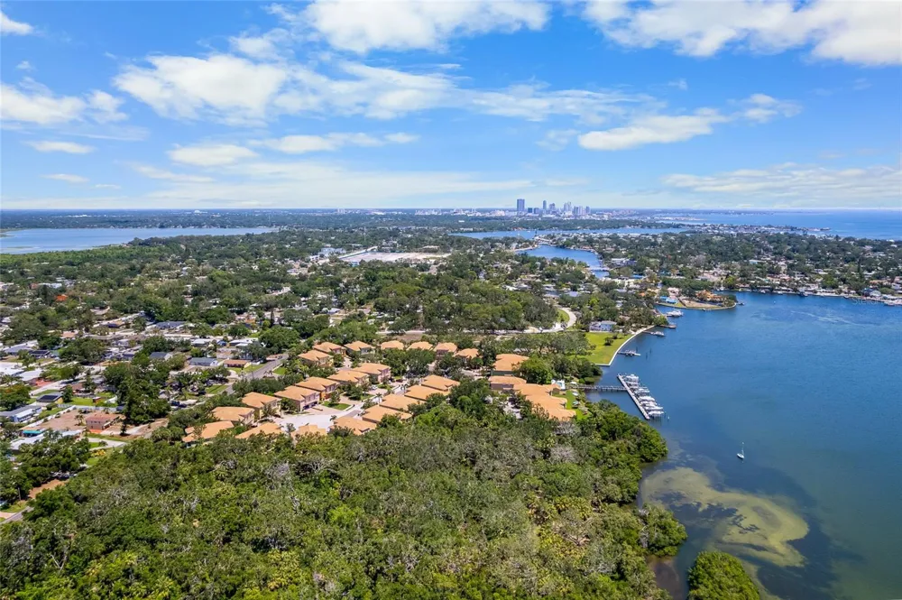 191 BANYAN BAY DRIVE St Petersburg, FL 33705