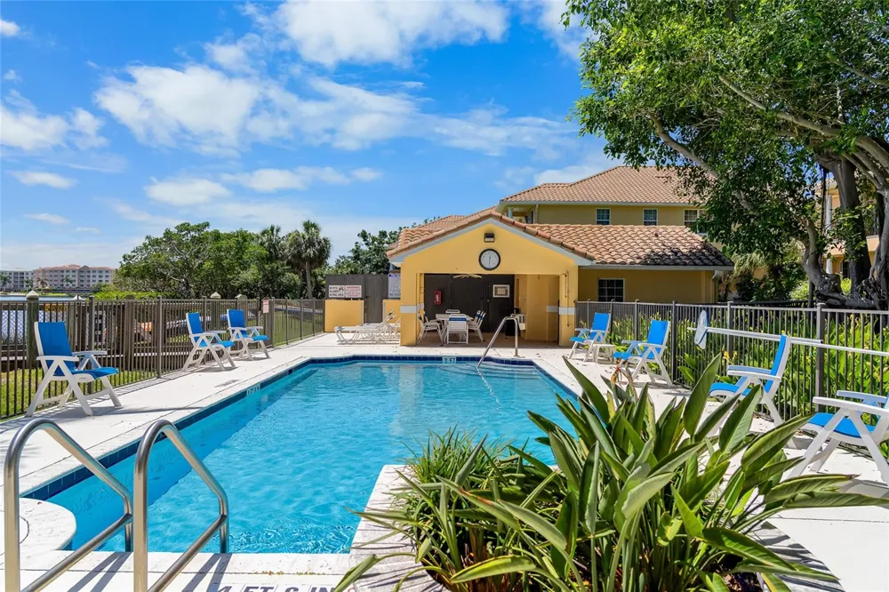 191 BANYAN BAY DRIVE St Petersburg, FL 33705