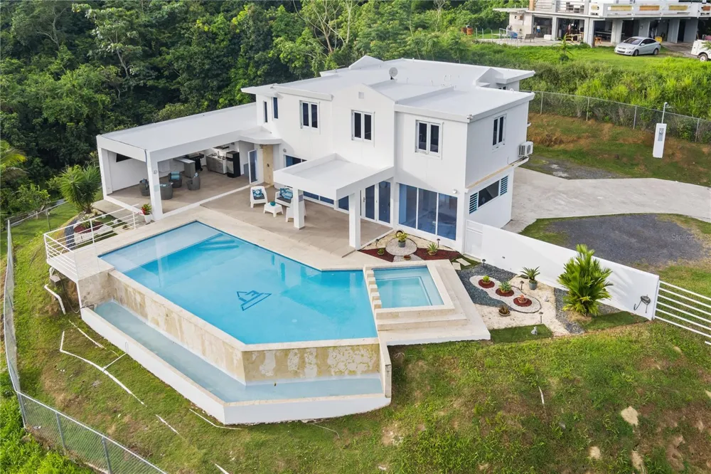 Bo. San Antonio Km 2.0 CARR. 739 Caguas, PR 00727