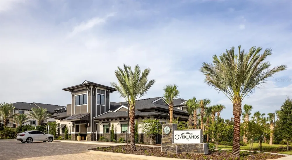 5000 COLLINA TERRACE #TH1 Clermont, FL 34711