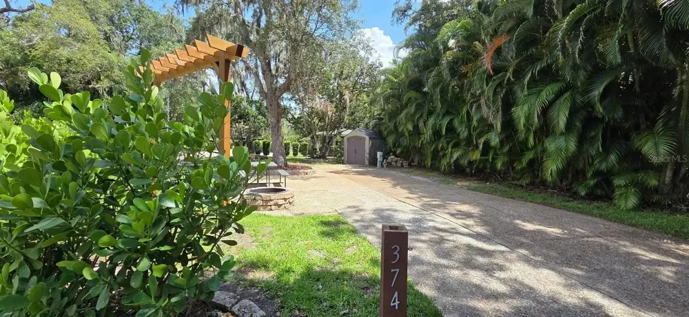 374 BEAR TRAIL River Ranch, FL 33867