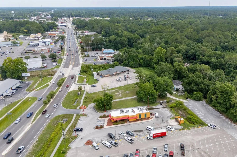 S WALNUT STREET Starke, FL 32091