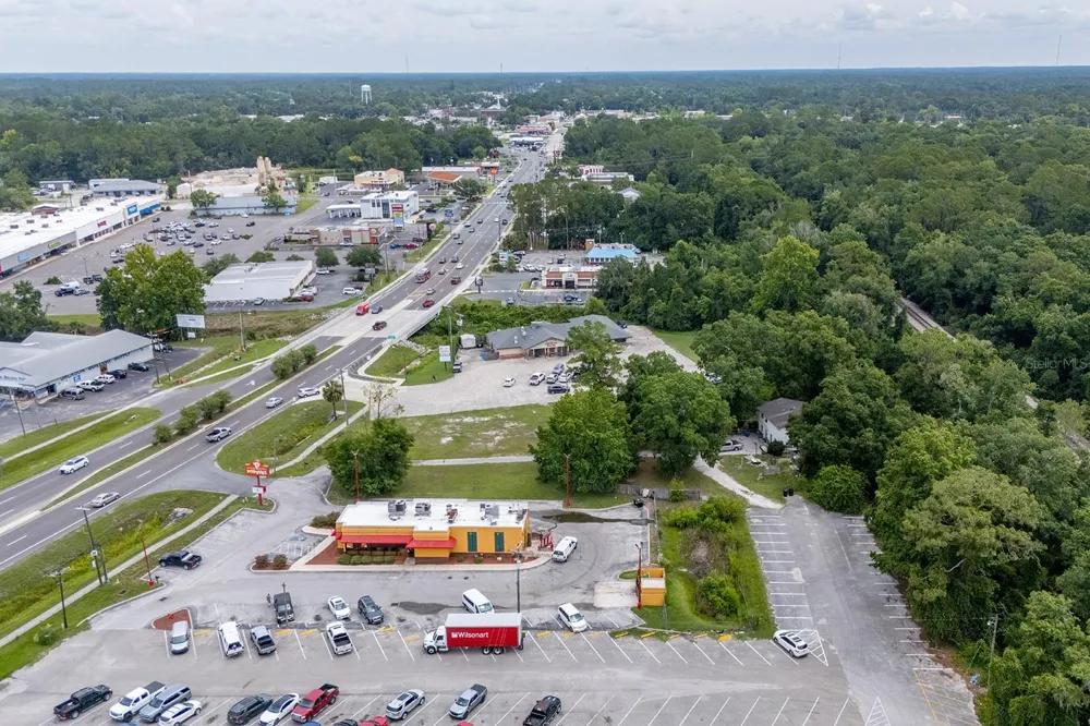 S WALNUT STREET Starke, FL 32091