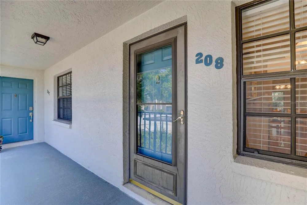 11800 PARK BOULEVARD #208 Seminole, FL 33772