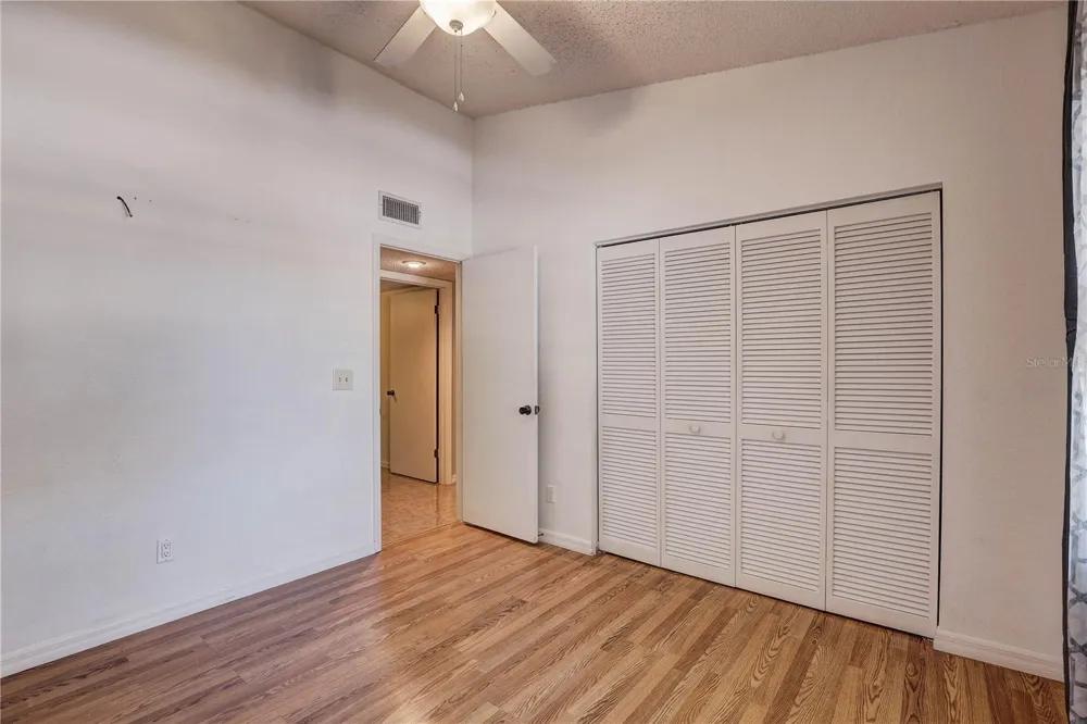 11800 PARK BOULEVARD #208 Seminole, FL 33772