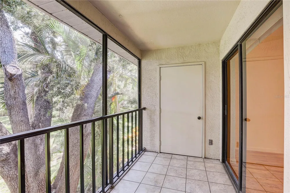 11800 PARK BOULEVARD #208 Seminole, FL 33772