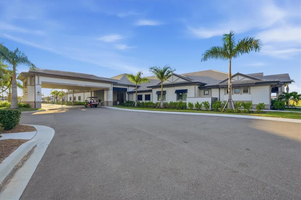 14221 HERITAGE LANDING BOULEVARD #2018 Punta Gorda, FL 33955