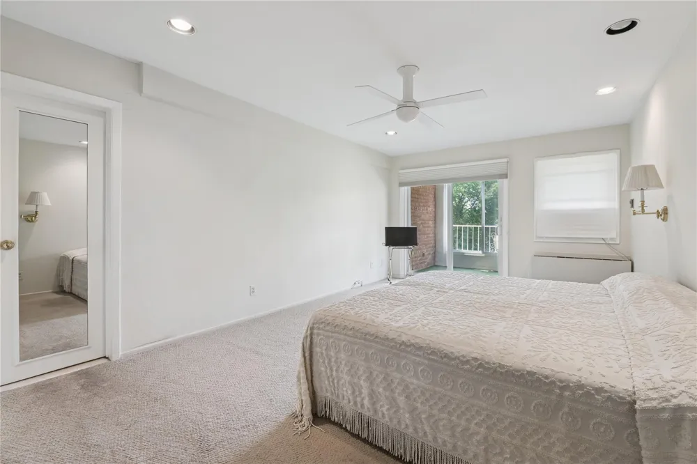 1390 Broadway #118 Hewlett, NY 11557