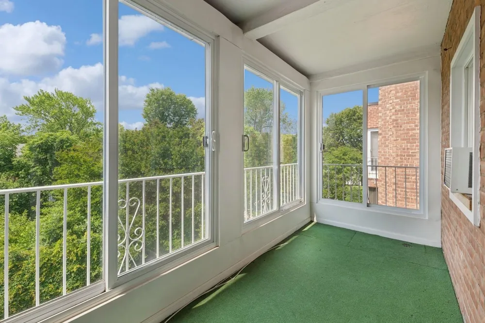 1390 Broadway #118 Hewlett, NY 11557