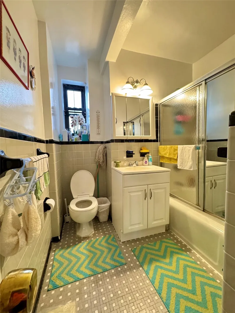 37-27 86 STREET #3D Flushing, NY 11372