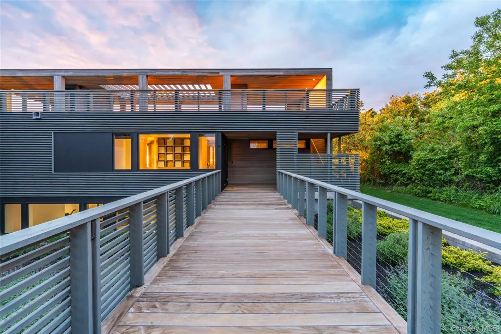 470 Lloyds Lane Mattituck, NY 11952