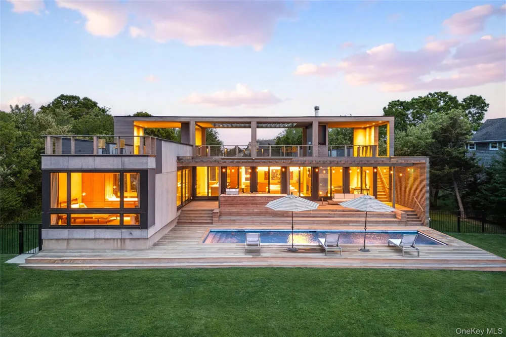 470 Lloyds Lane Mattituck, NY 11952