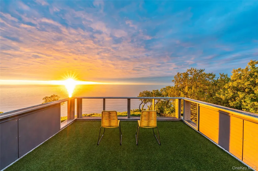 470 Lloyds Lane Mattituck, NY 11952
