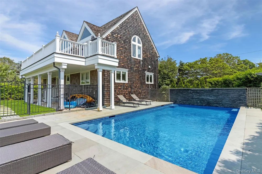 2700 Sound Drive Greenport, NY 11944