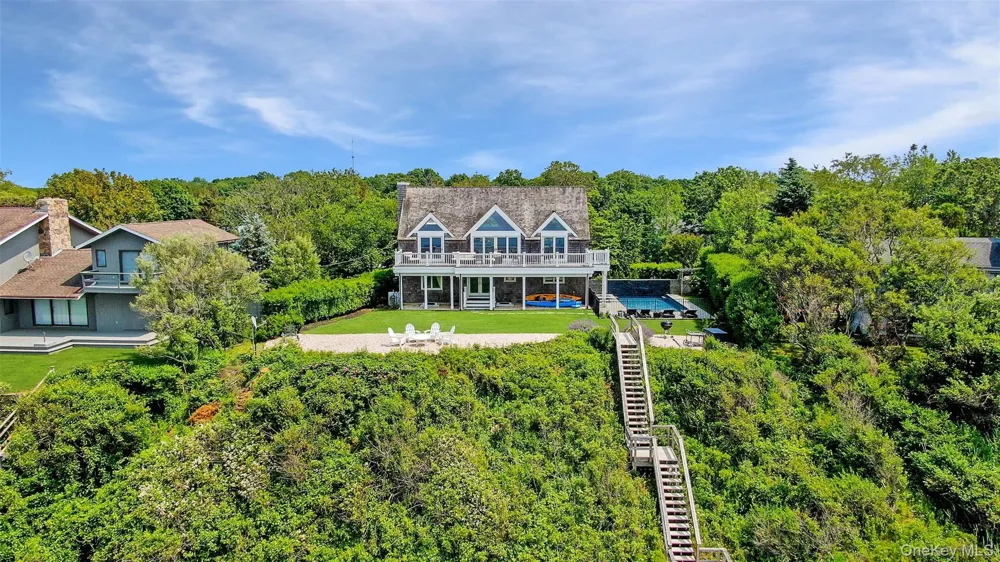 2700 Sound Drive Greenport, NY 11944