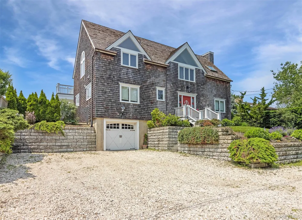 2700 Sound Drive Greenport, NY 11944