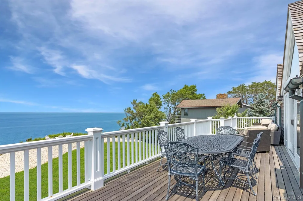 2700 Sound Drive Greenport, NY 11944