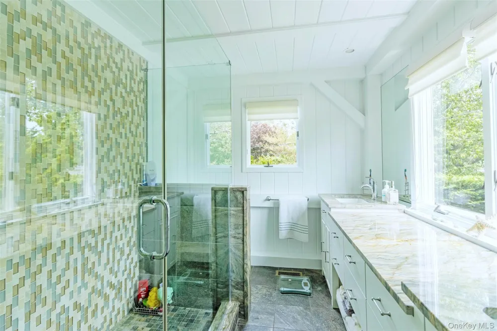 2700 Sound Drive Greenport, NY 11944