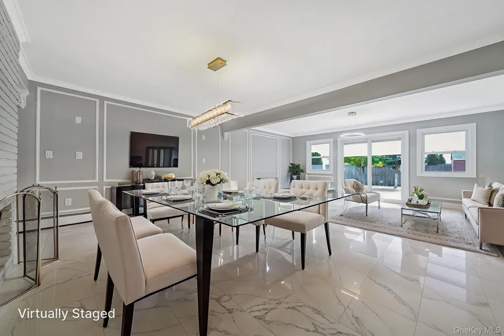 95 Lantern Road Hicksville, NY 11801