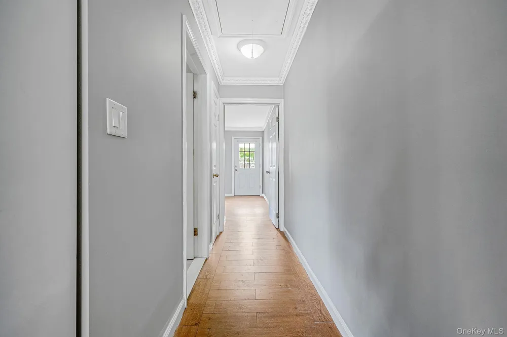 95 Lantern Road Hicksville, NY 11801