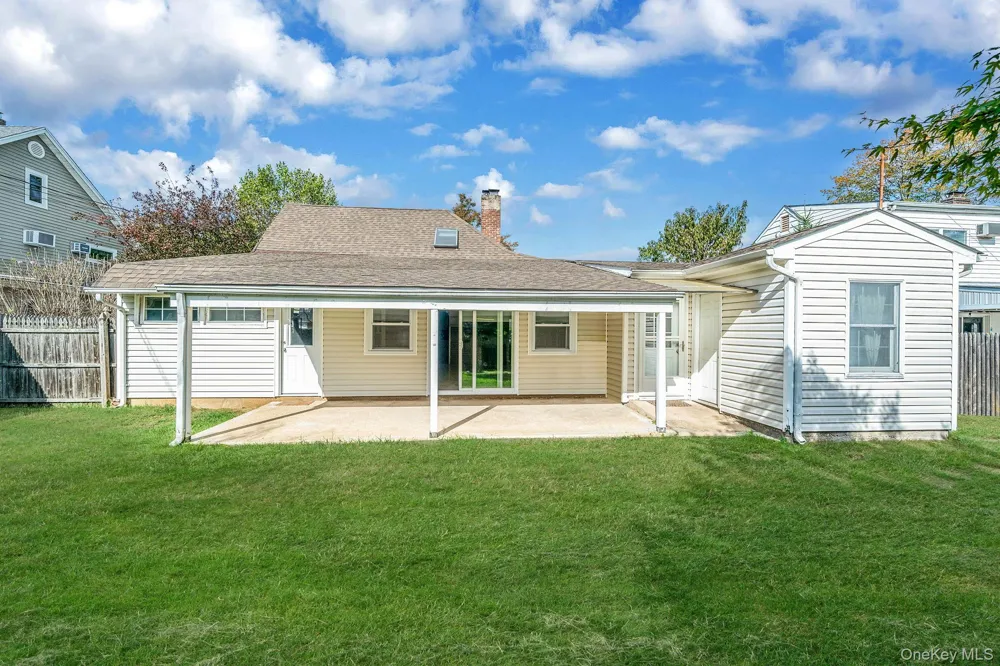 95 Lantern Road Hicksville, NY 11801