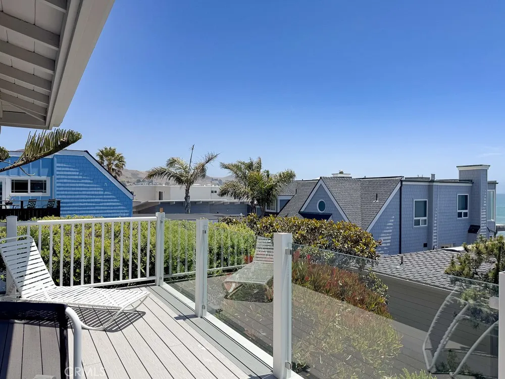 557 Lucerne St. Cayucos, CA 93430