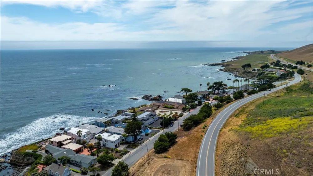 557 Lucerne St. Cayucos, CA 93430