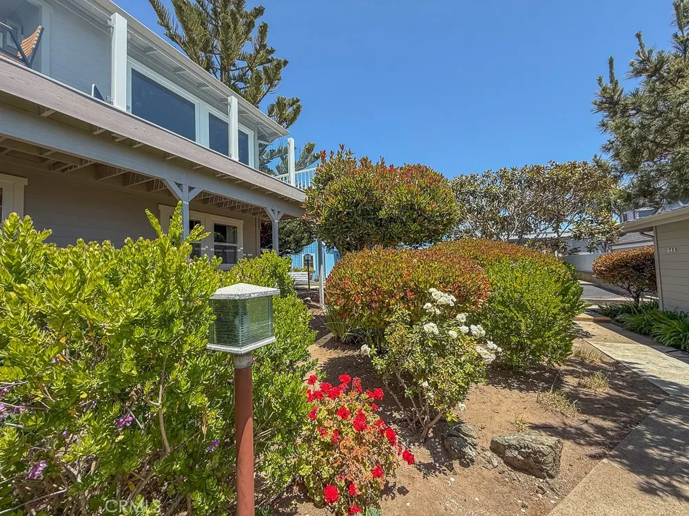 557 Lucerne St. Cayucos, CA 93430