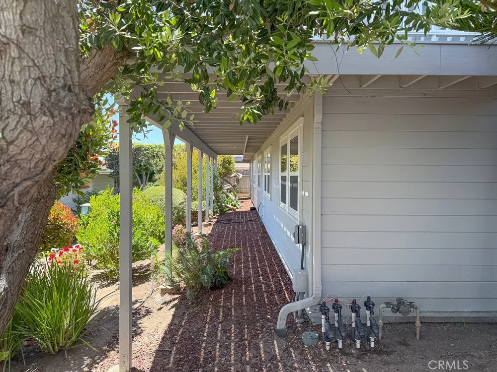 557 Lucerne St. Cayucos, CA 93430