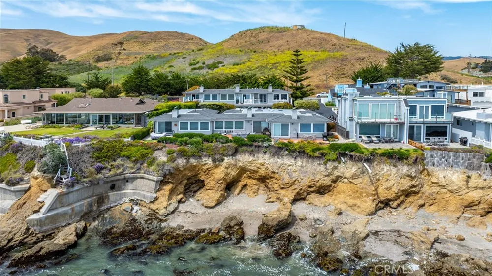 557 Lucerne St. Cayucos, CA 93430