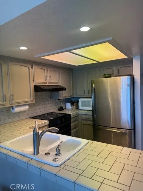 557 Lucerne St. Cayucos, CA 93430