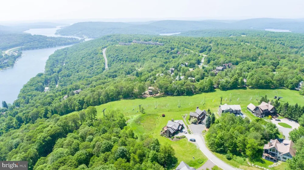 BOULDER RIDGE DRIVE Mc Henry, MD 21541